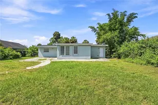 2618 Lakeshore Cir, Port Charlotte, FL 33952 - Photo 24
