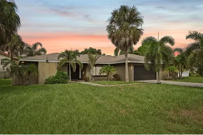 6106 45th Street W, Bradenton, FL 34210 - Photo 1