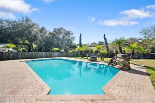 1542 McCrea Dr, Lutz, FL 33549 - Photo 84