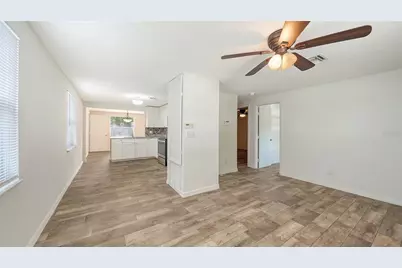 5617 6th Street Court E #A & B, Bradenton, FL 34203 - Photo 8