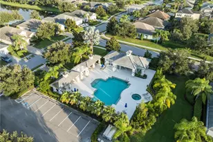 4623 Claremont Park Dr, Bradenton, FL 34211 - Photo 2