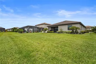 15522 Islandwalk Ave, Bradenton, FL 34211 - Photo 46