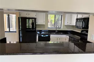 5697 Ashton Lake Dr, Sarasota, FL 34231 - Photo 12