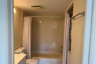 5697 Ashton Lake Dr, Sarasota, FL 34231 - Photo 20