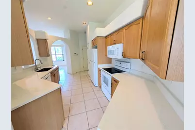 3892 Canopy Way, Sarasota, FL 34235 - Photo 12