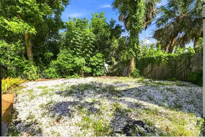 1003 Patterson Drive, Sarasota, FL 34234 - Photo 30
