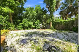 1003 Patterson Dr, Sarasota, FL 34234 - Photo 30