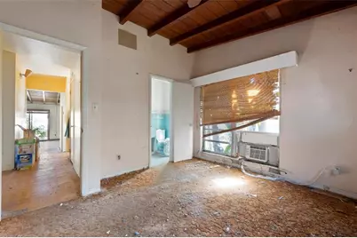 2956 Greenbriar Street, Sarasota, FL 34237 - Photo 4