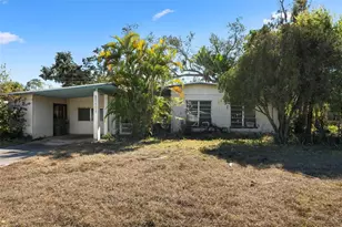 2956 Greenbriar St, Sarasota, FL 34237 - Photo 10