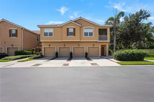 3687 Parkridge Cir, Sarasota, FL 34243 - Photo 16