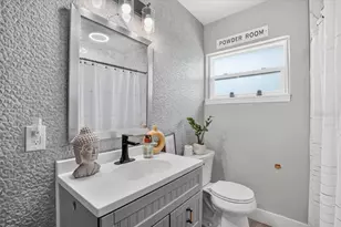1417 19th St W, Bradenton, FL 34205 - Photo 18