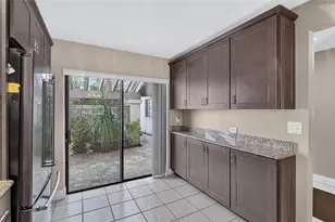 3217 Sandleheath, Sarasota, FL 34235 - Photo 12