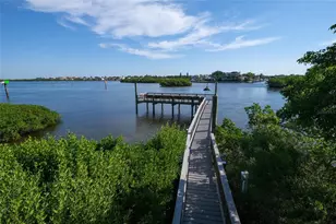 1141 W Peppertree Dr, Sarasota, FL 34242 - Photo 50