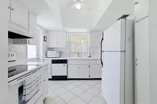 5887 Tidewood Ave, Sarasota, FL 34231 - Photo 12