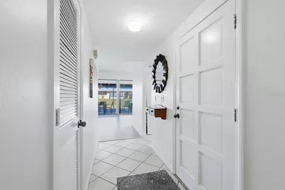 5887 Tidewood Avenue #2, Sarasota, FL 34231 - Photo 4