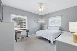 5887 Tidewood Ave, Sarasota, FL 34231 - Photo 18