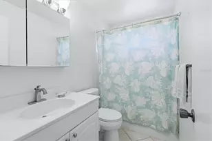 5887 Tidewood Ave, Sarasota, FL 34231 - Photo 24