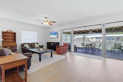5887 Tidewood Avenue #2, Sarasota, FL 34231 - Photo 4