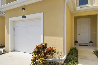11957 Sky Acres Terrace, Lakewood Ranch, FL 34211 - Photo 4