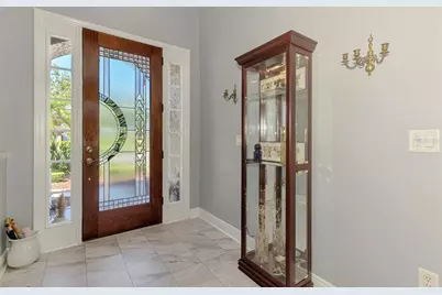 107 Wayforest Drive, Venice, FL 34292 - Photo 12