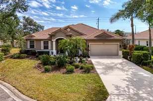 107 Wayforest Dr, Venice, FL 34292 - Photo 1