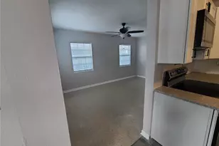 5000 35th Ave N, Saint Petersburg, FL 33710 - Photo 6