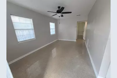 5000 35th Avenue N, Saint Petersburg, FL 33710 - Photo 4