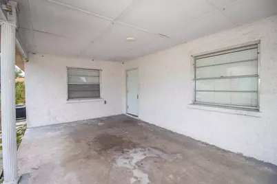 2809 47th Avenue W, Bradenton, FL 34207 - Photo 8