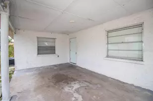 2809 47th Ave W, Bradenton, FL 34207 - Photo 8