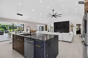 4134 Eastwood Dr, Sarasota, FL 34232 - Photo 8