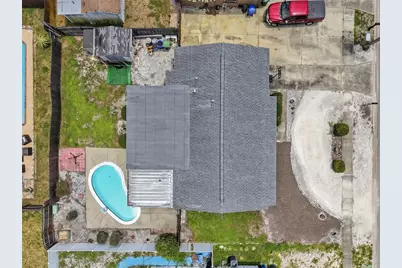 3606 31st Avenue W, Bradenton, FL 34205 - Photo 2