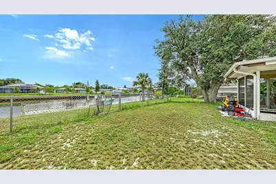 481 W Tarpon Boulevard NW, Port Charlotte, FL 33952 - Photo 38