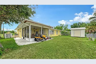 481 W Tarpon Boulevard NW, Port Charlotte, FL 33952 - Photo 36