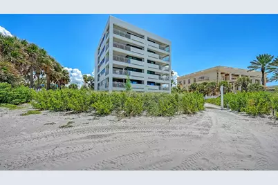 1001 Point Of Rocks Road #310, Sarasota, FL 34242 - Photo 2