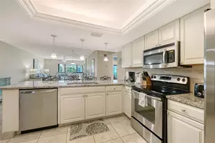 1001 Point Of Rocks Rd, Sarasota, FL 34242 - Photo 8