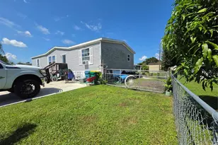 1837 Blossom Ct, Punta Gorda, FL 33982 - Photo 2