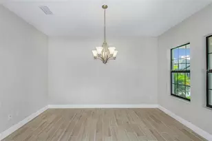12736 Bergstrom Bay Dr, Riverview, FL 33579 - Photo 6