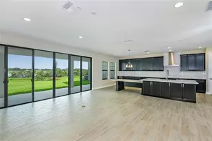 12736 Bergstrom Bay Dr, Riverview, FL 33579 - Photo 2