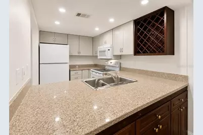 4570 Ringwood Meadow #2, Sarasota, FL 34235 - Photo 8