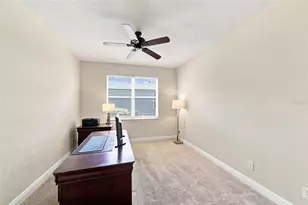 295 Londonderry Dr, Sarasota, FL 34240 - Photo 24