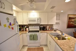 4626 Ringwood Meadow, Sarasota, FL 34235 - Photo 2