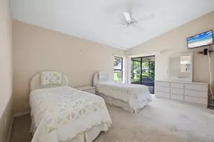 214 Southampton Dr, Venice, FL 34293 - Photo 18