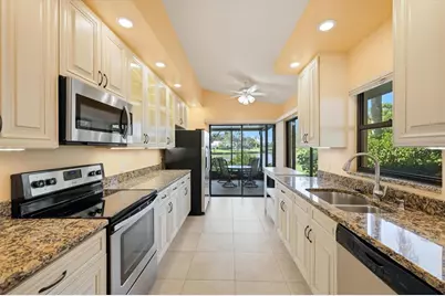 214 Southampton Drive #327, Venice, FL 34293 - Photo 12