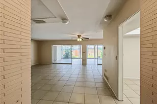 3041 Tyrone Ln, Sarasota, FL 34239 - Photo 2