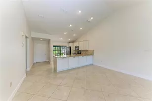 6085 Clubside Dr, Sarasota, FL 34243 - Photo 18