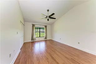 6085 Clubside Dr, Sarasota, FL 34243 - Photo 22