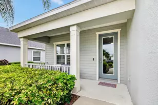 7428 Ridgelake Cir, Bradenton, FL 34203 - Photo 2