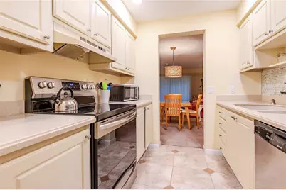 4582 Longwater Chase E #62, Sarasota, FL 34235 - Photo 6