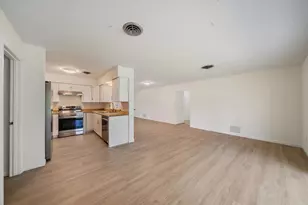 987 Queen Rd, Venice, FL 34293 - Photo 8