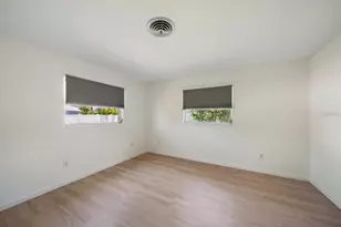 987 Queen Rd, Venice, FL 34293 - Photo 16